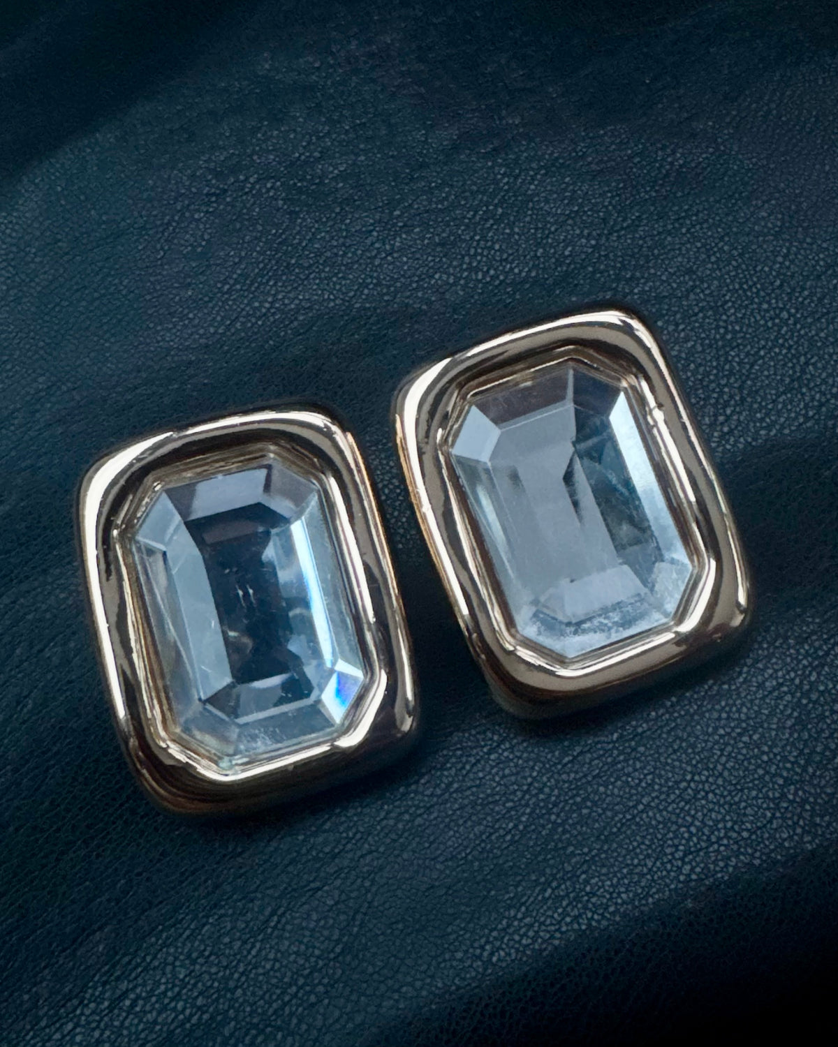 Big Picture : Earrings