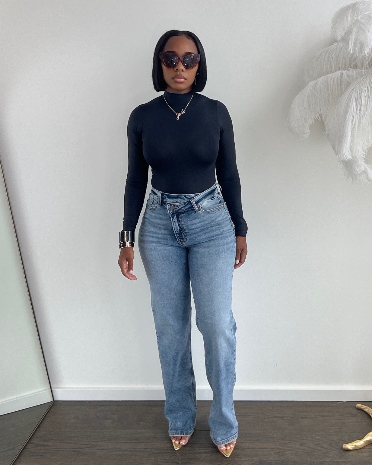 Cross Over : Denim Jeans