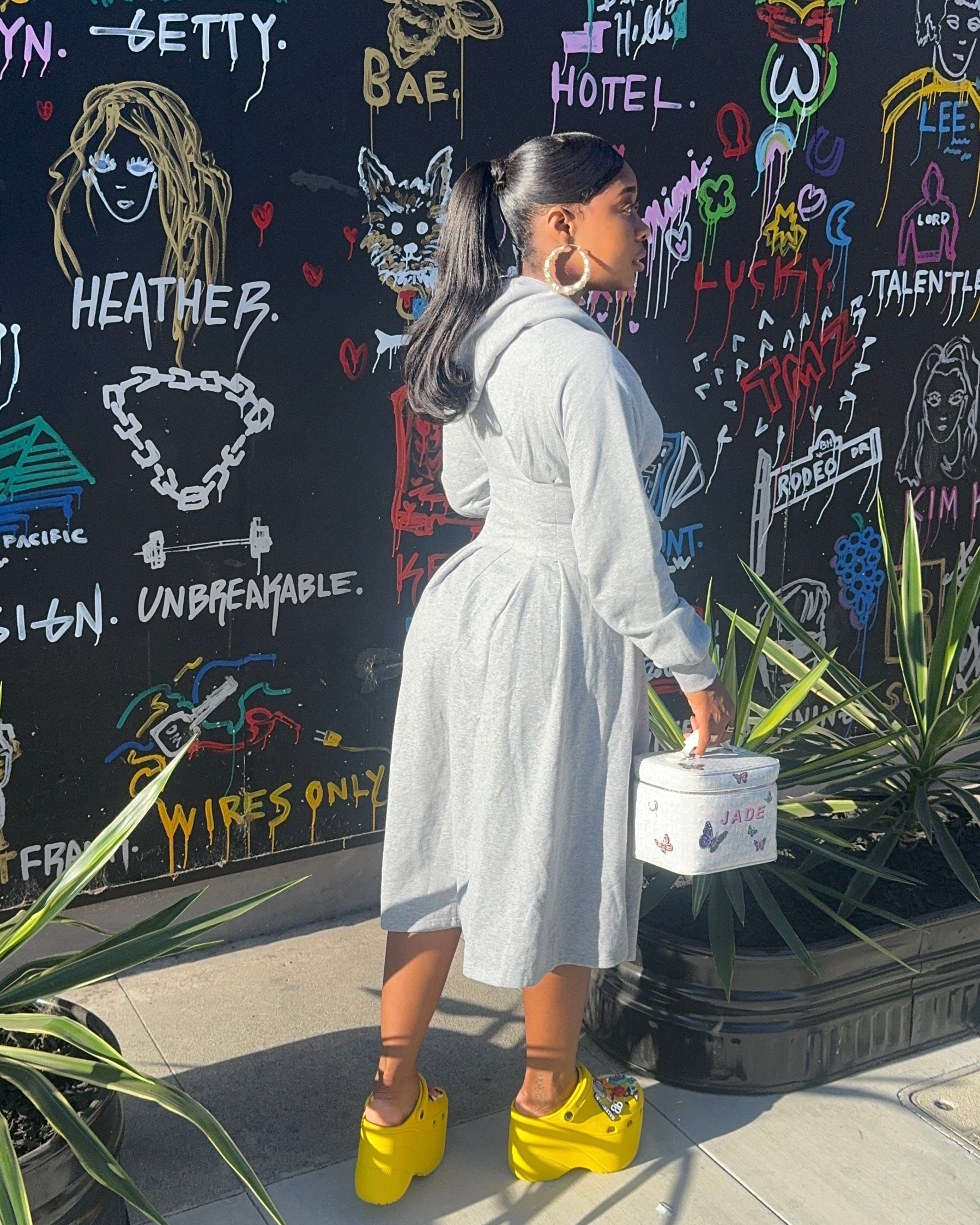 Street Chic : Midi Dress
