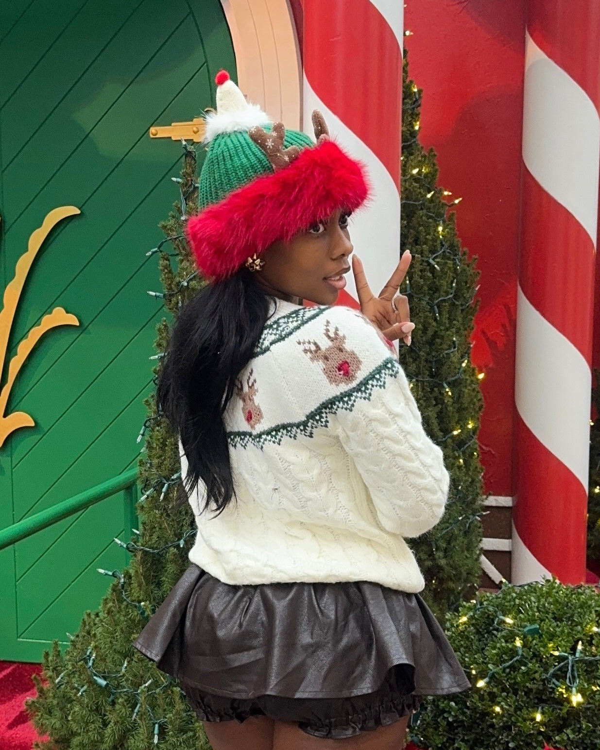 Cozy Reindeer : Knit Sweater