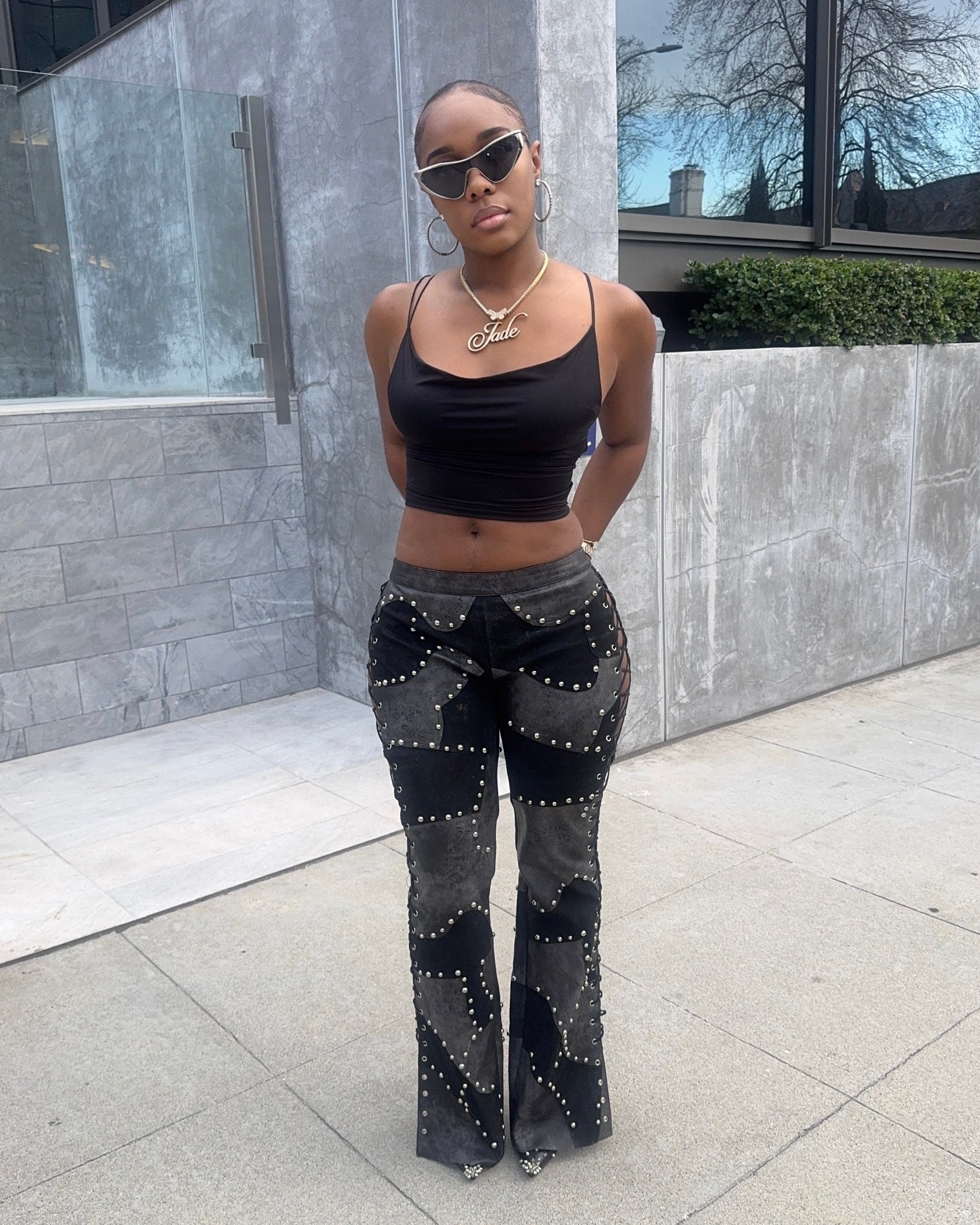 Private Entry : Pants