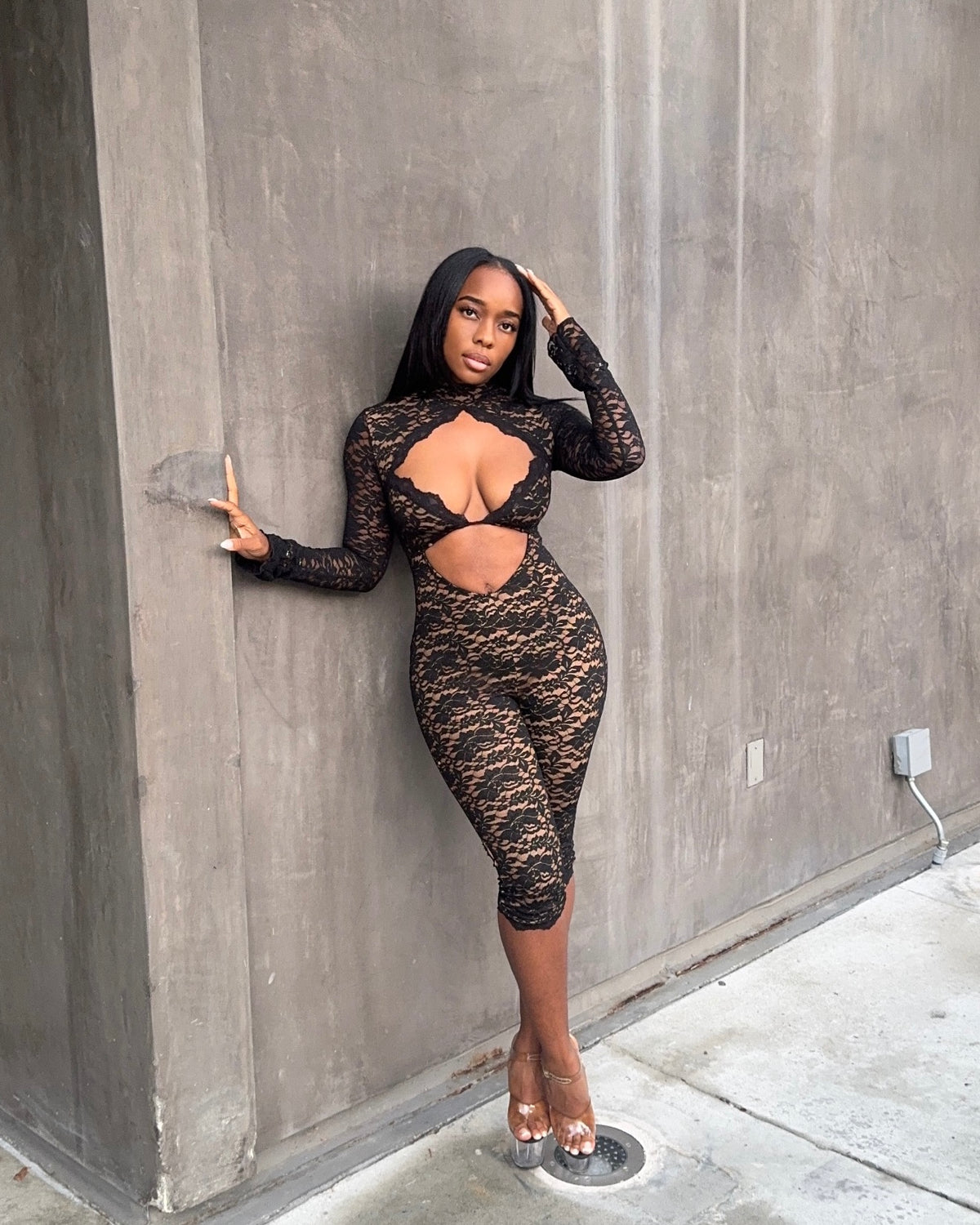 Private Viewing : Capri Jumpsuit
