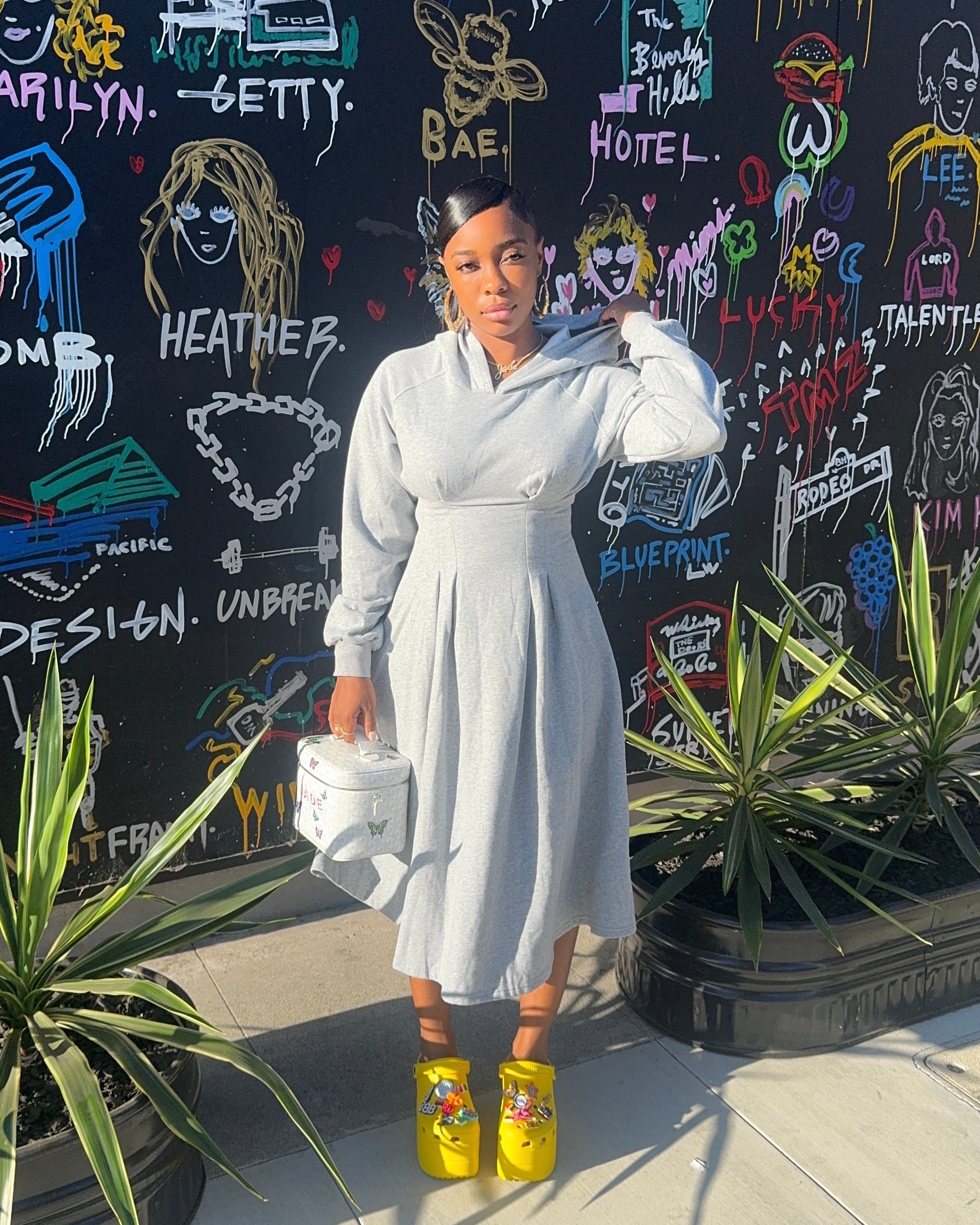 Street Chic : Midi Dress (Peach)