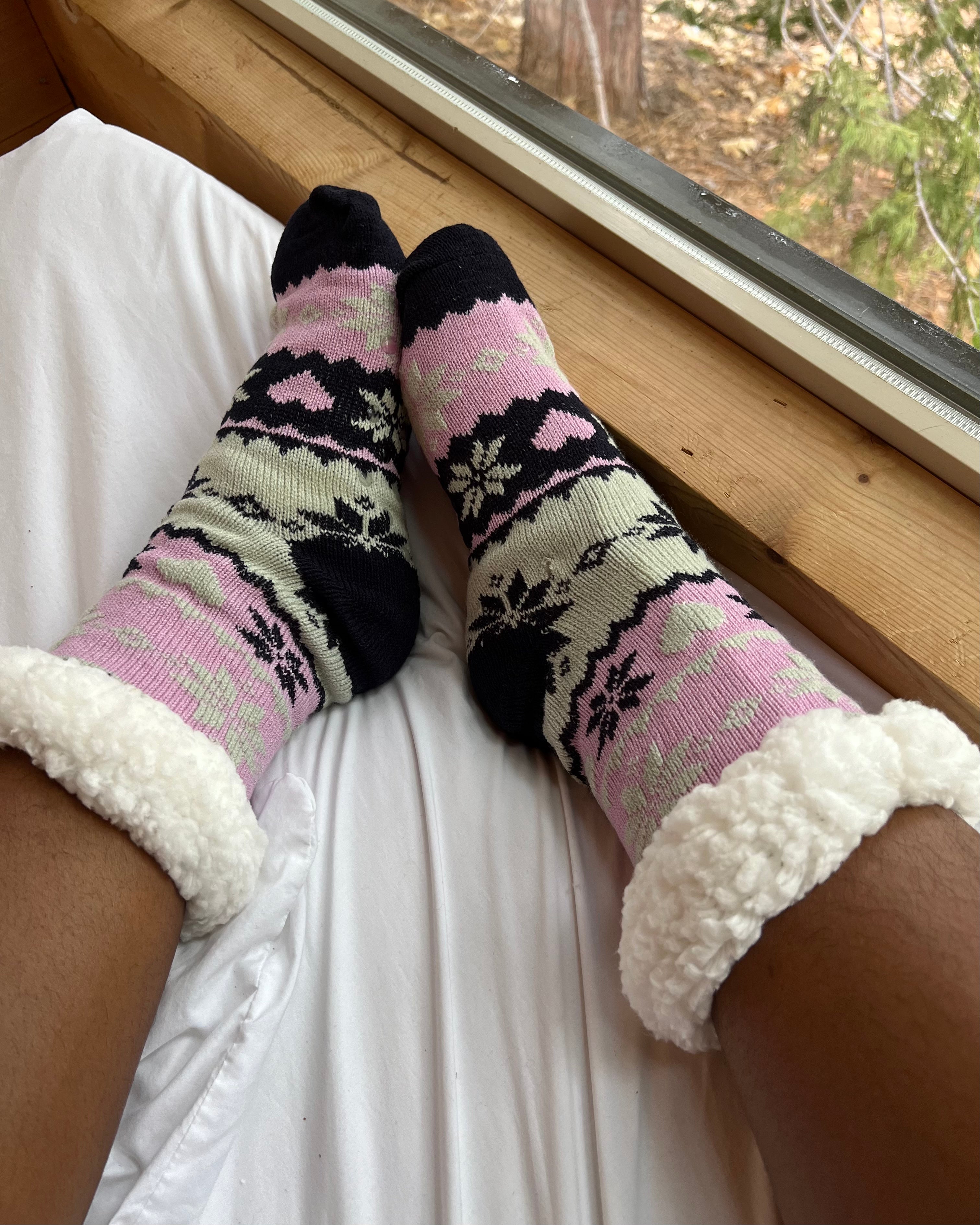 Snuggly : House Socks