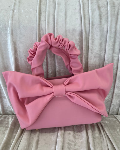 Wrapped In A Bow : Purse