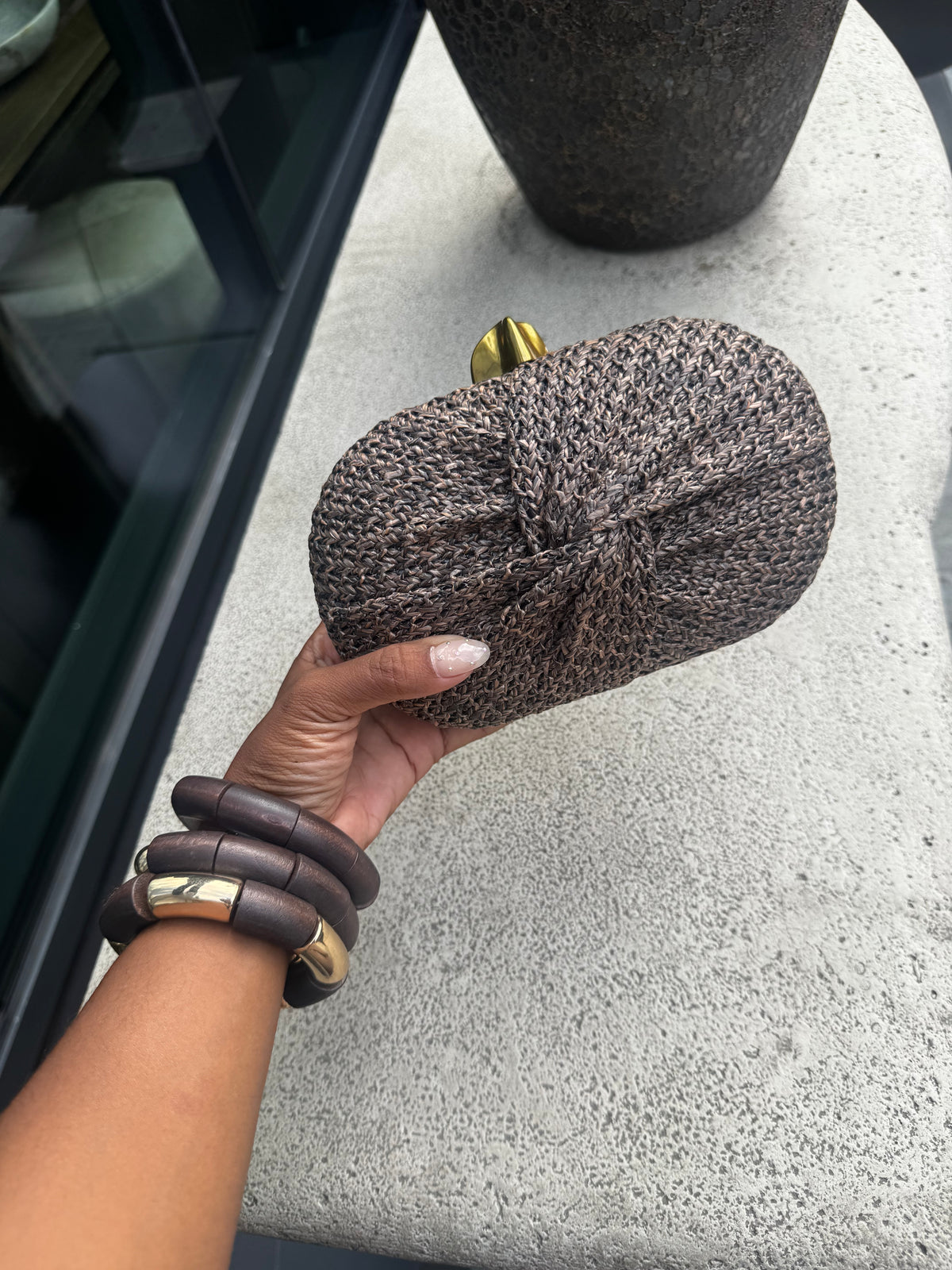 In The Details : Clutch.
