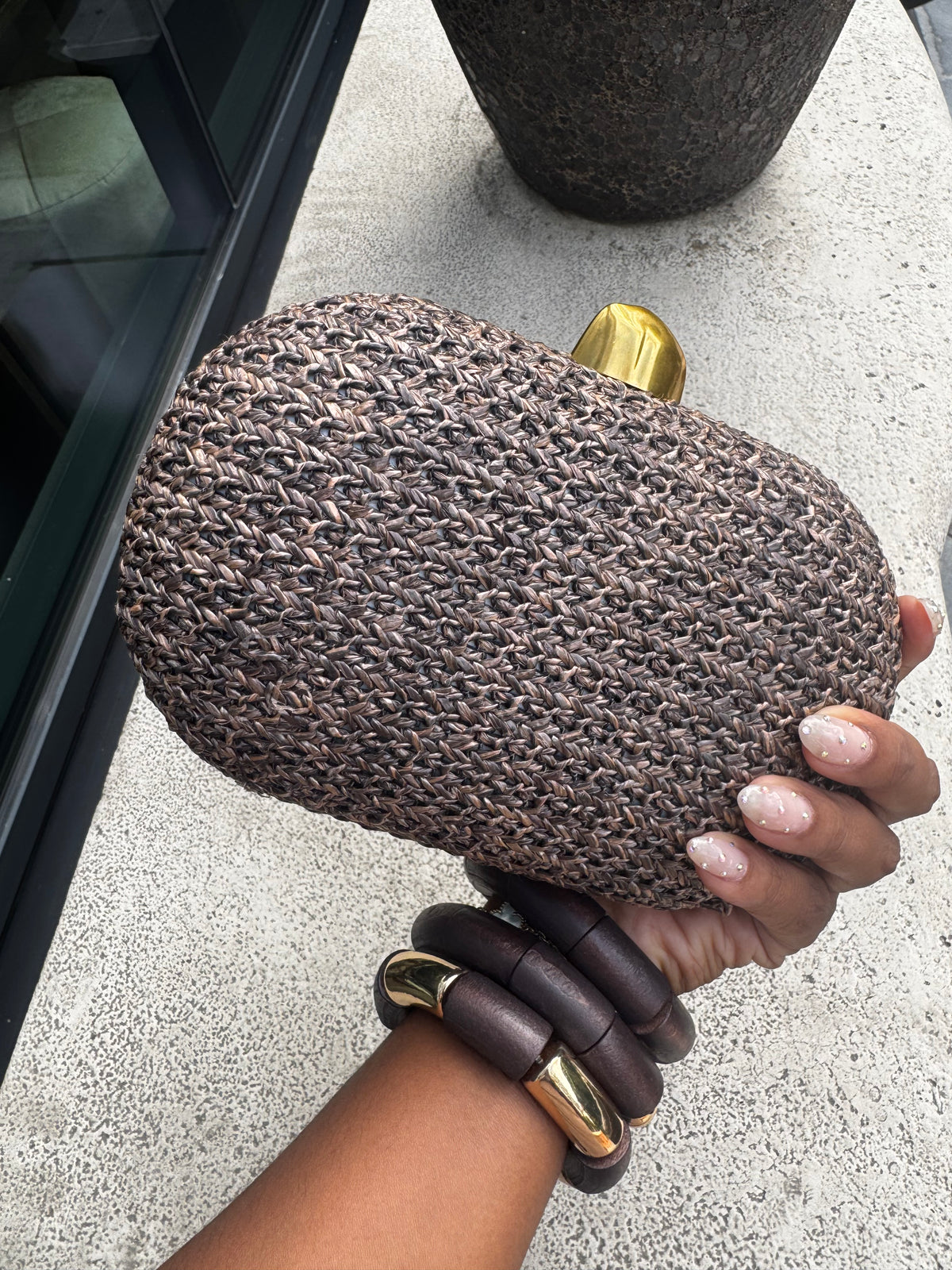 In The Details : Clutch.