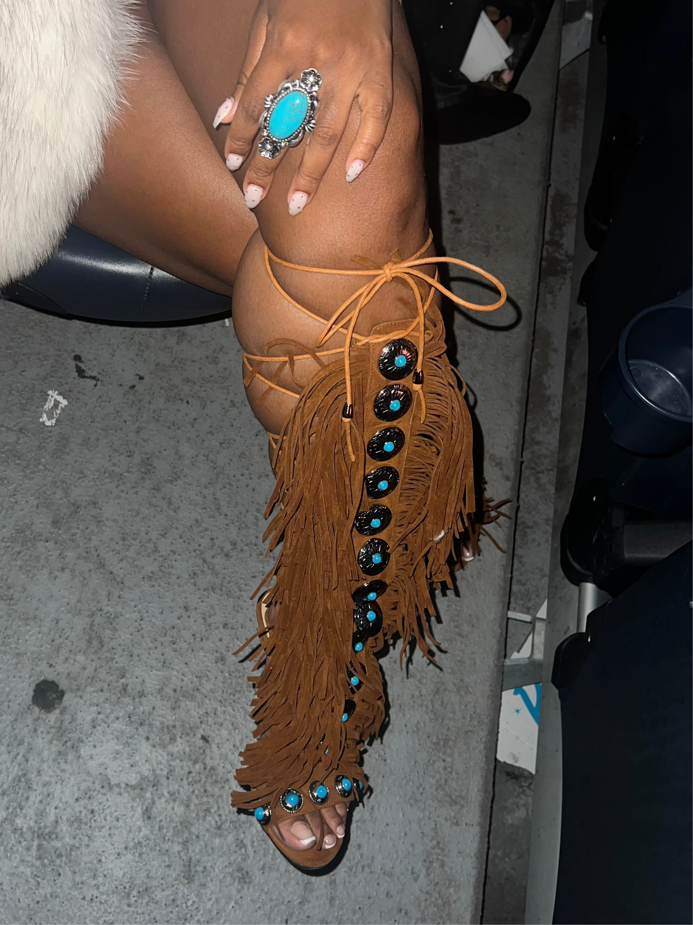 Rodeo Girl : Fringe Sandals (EST Ship Date 05/14)