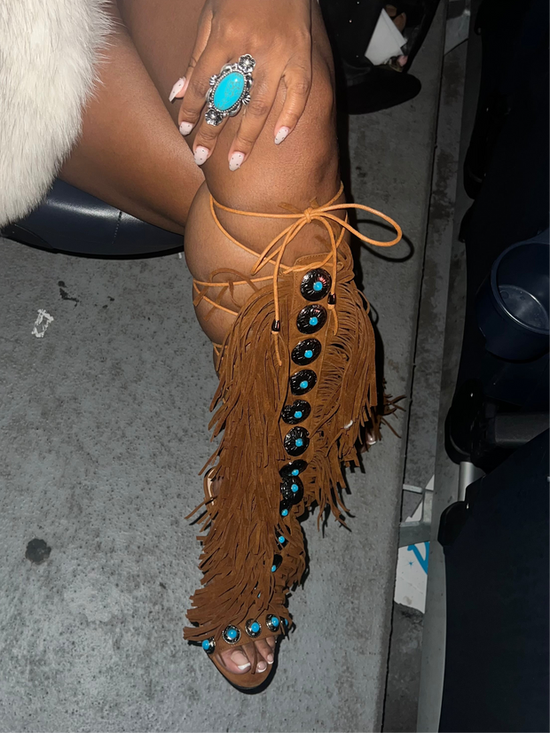 Rodeo Girl : Fringe Sandals (EST Ship Date 10/04)