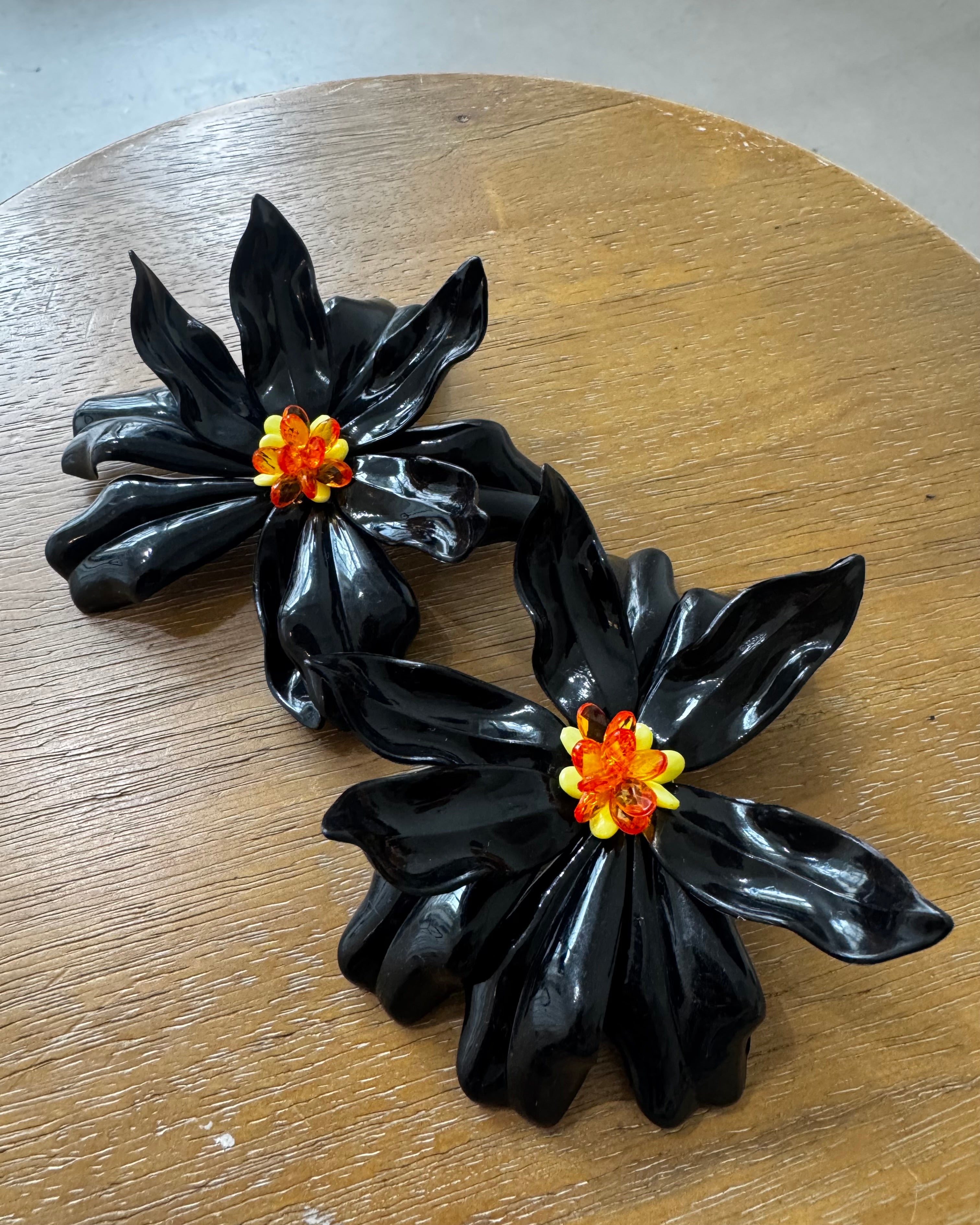 Petal Muse : Earrings