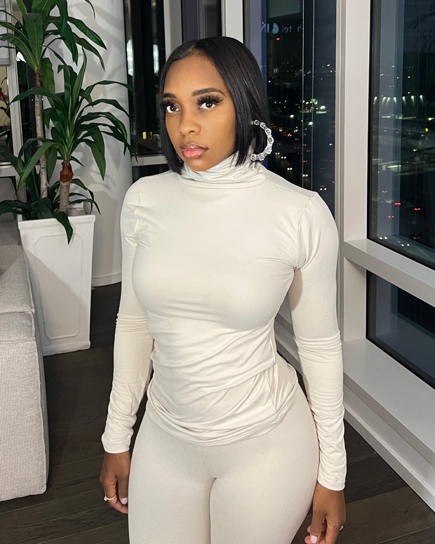 Essential Pt 2 : Set (Beige)