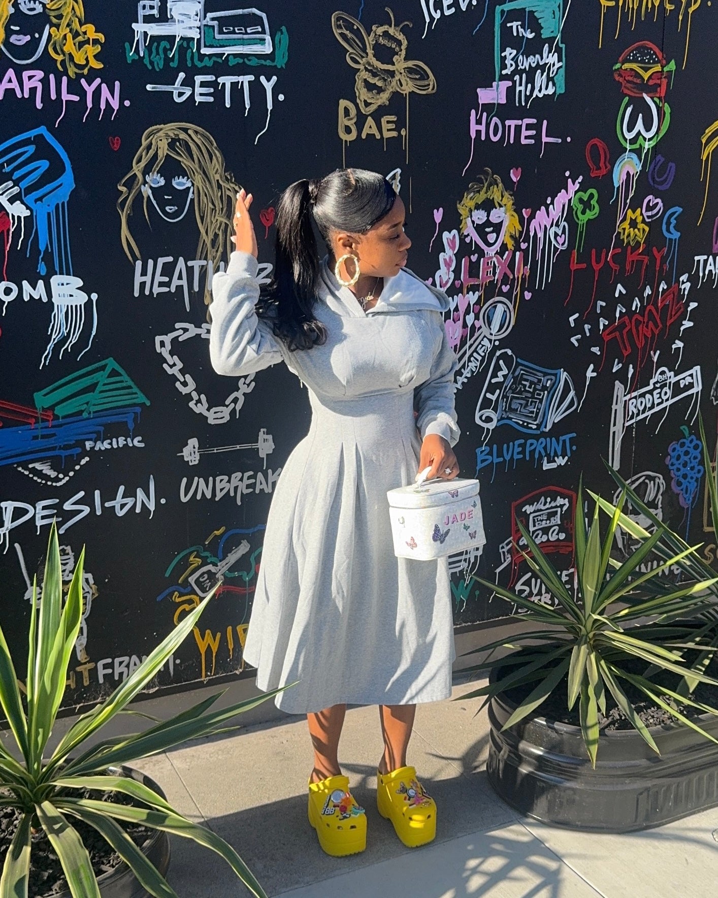 Street Chic : Midi Dress